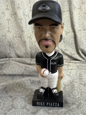 Mike Piazza Bobblehead - Black Jersey, White Pants